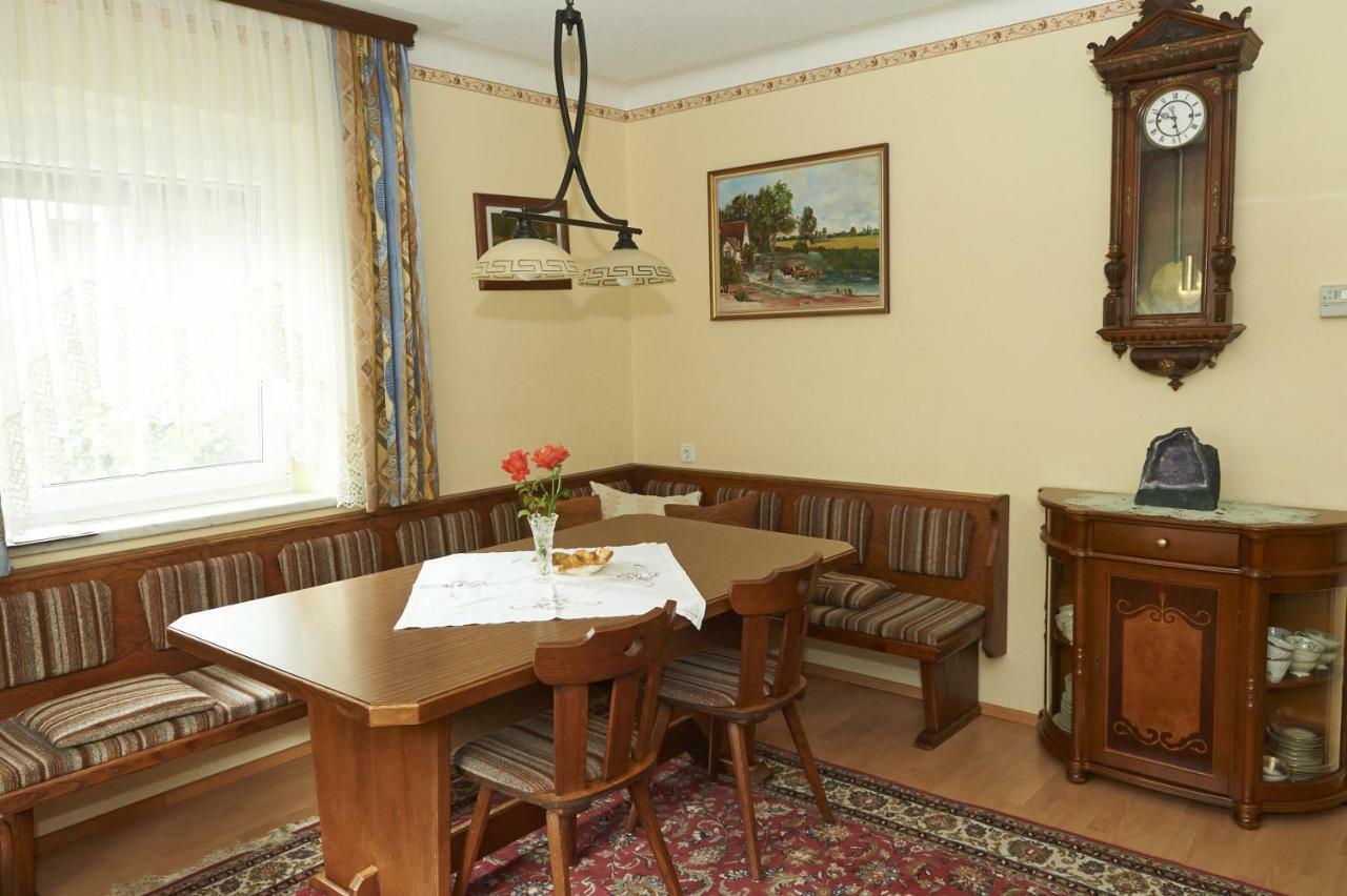 Ferienhaus Jantscher Flattach Pokoj fotografie