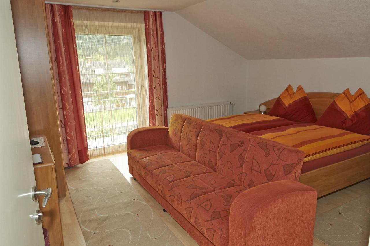 Ferienhaus Jantscher Flattach Pokoj fotografie
